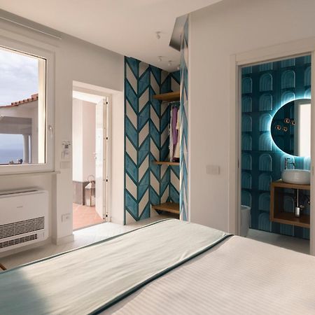 فندق Di Capua House ماسّا لوبْرينسِ المظهر الخارجي الصورة