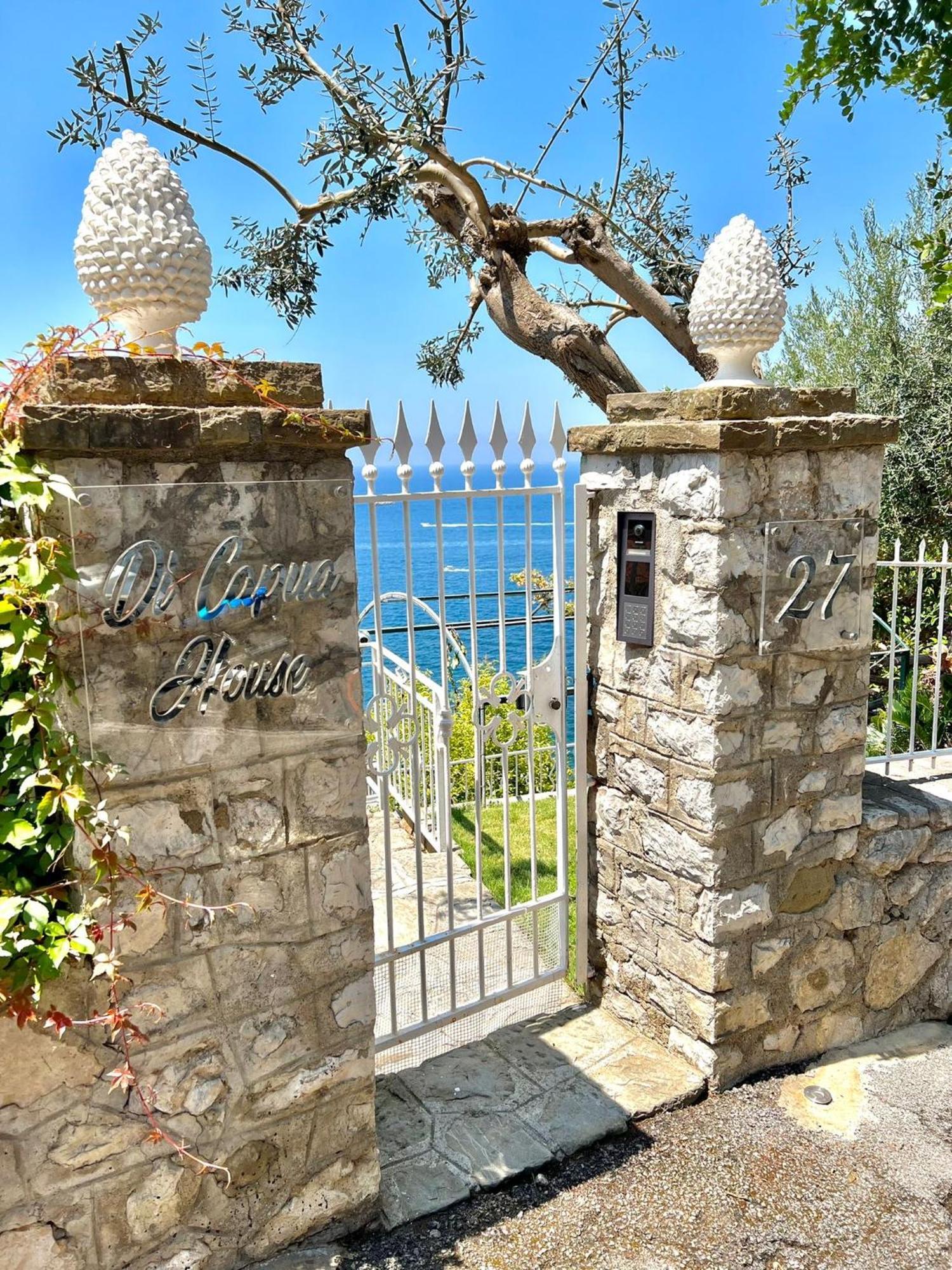 فندق Di Capua House ماسّا لوبْرينسِ المظهر الخارجي الصورة